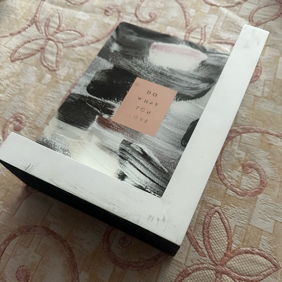 Bookend - Picture 2 of 5